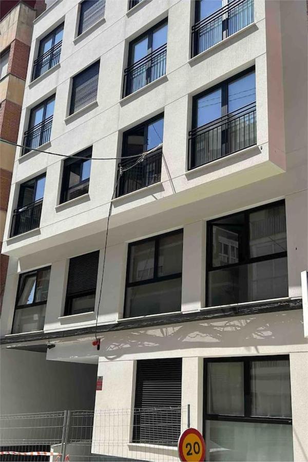 Apartamentos Breton 17 Suite Familiar Alicante Bagian luar foto