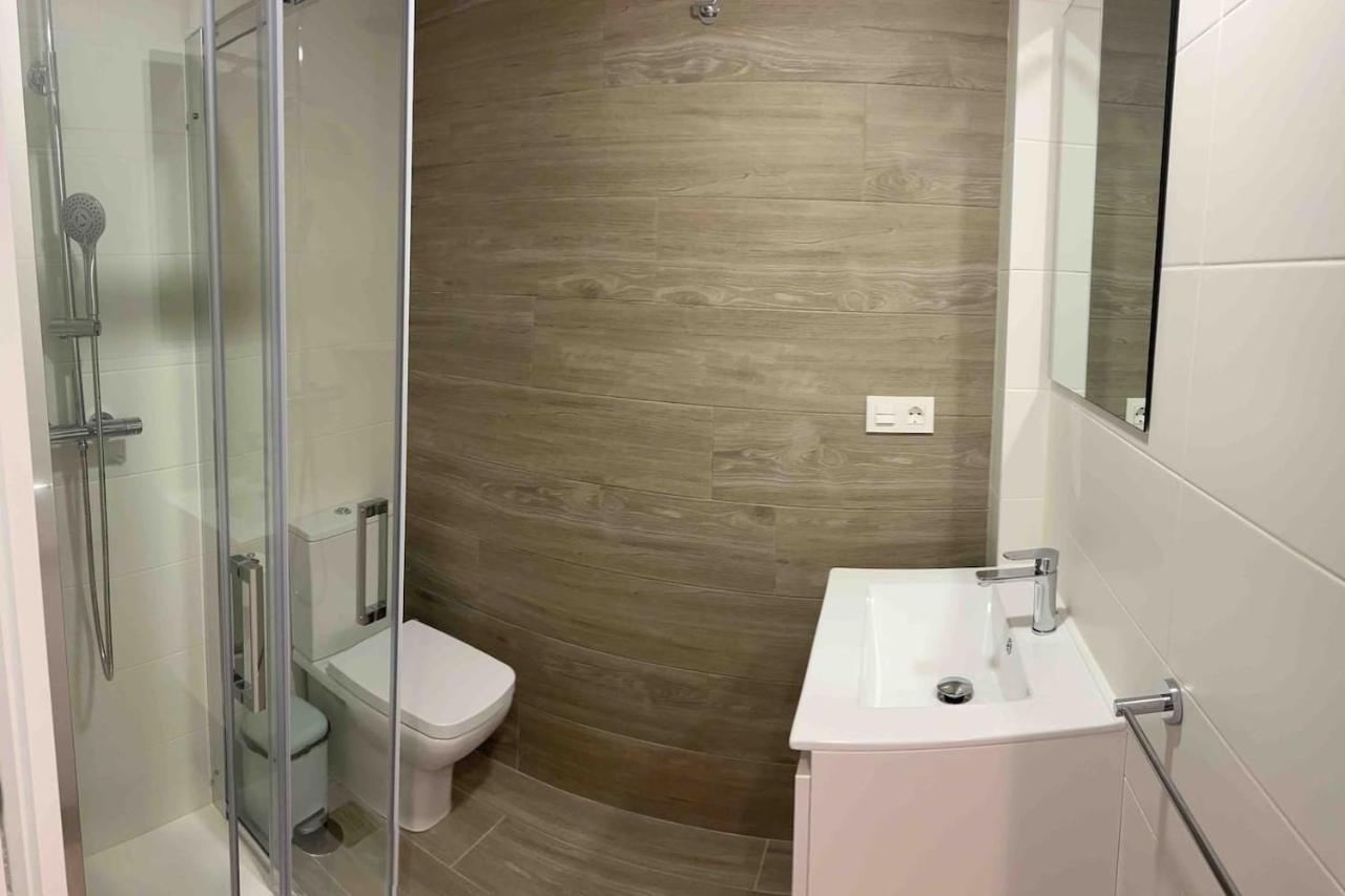 Apartamentos Breton 17 Suite Familiar Alicante Bagian luar foto