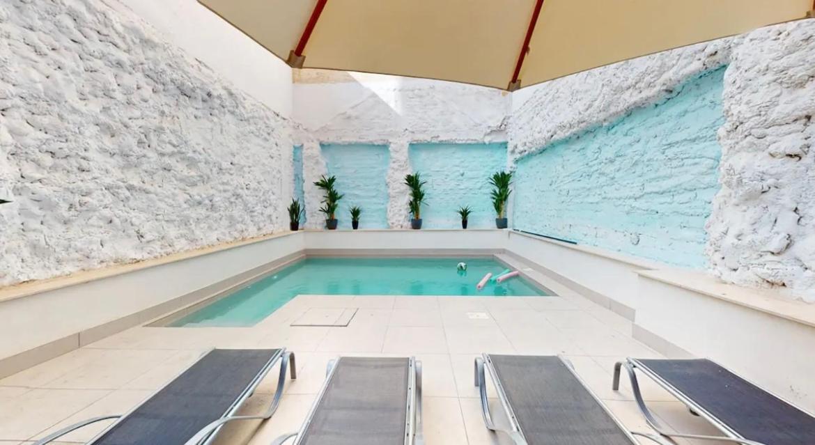 Apartamentos Breton 17 Suite Familiar Alicante Bagian luar foto